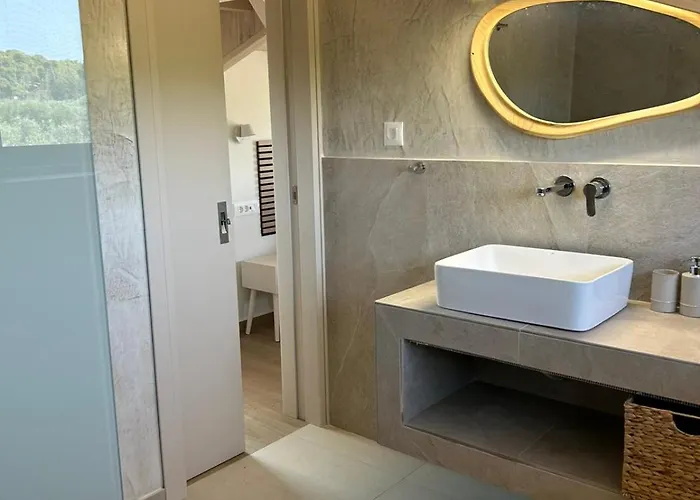 Alestone By The Sea Villa