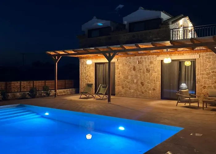 Villa Alestone By The Sea *